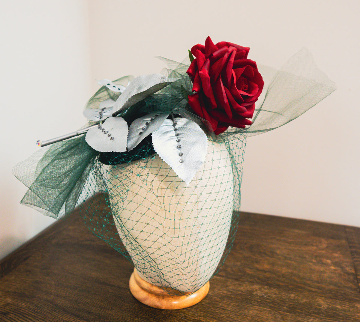Scarlet Rose Fascinator