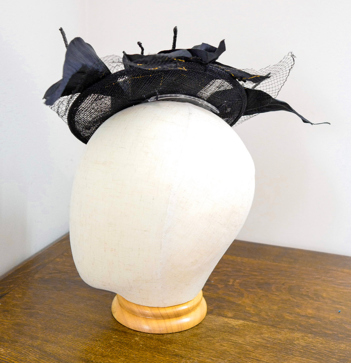 Mourning with Spark - Black Peace Lily