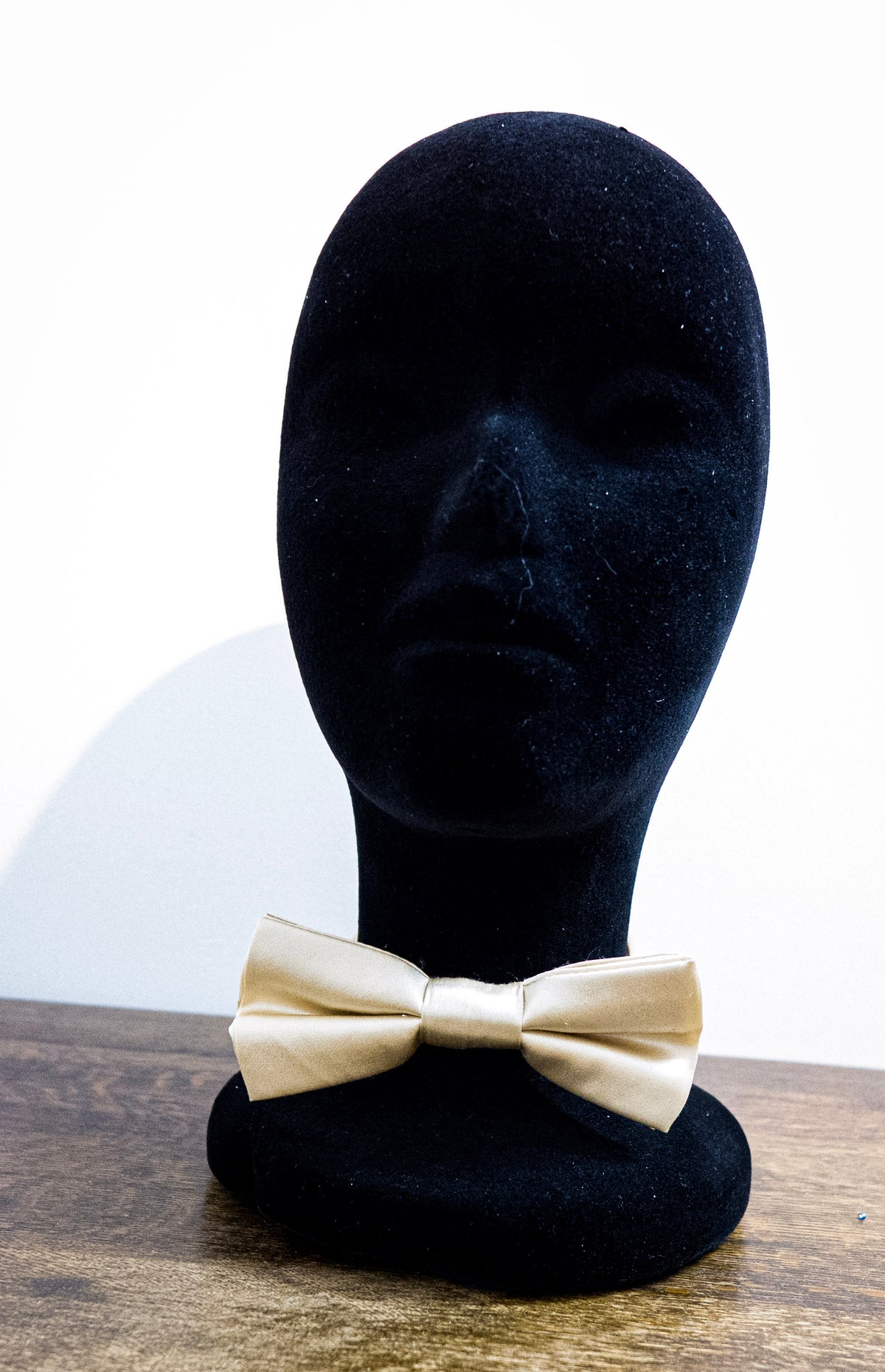 Pale Gold Satin Full-Length Cravat – Neck Tie