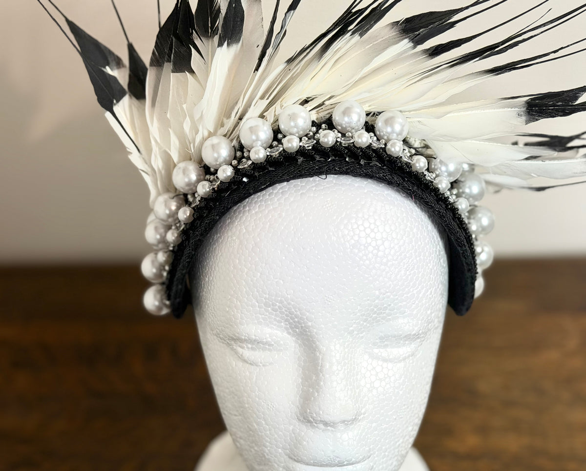 Black and White Feathered Statement Headpiece – Magpie